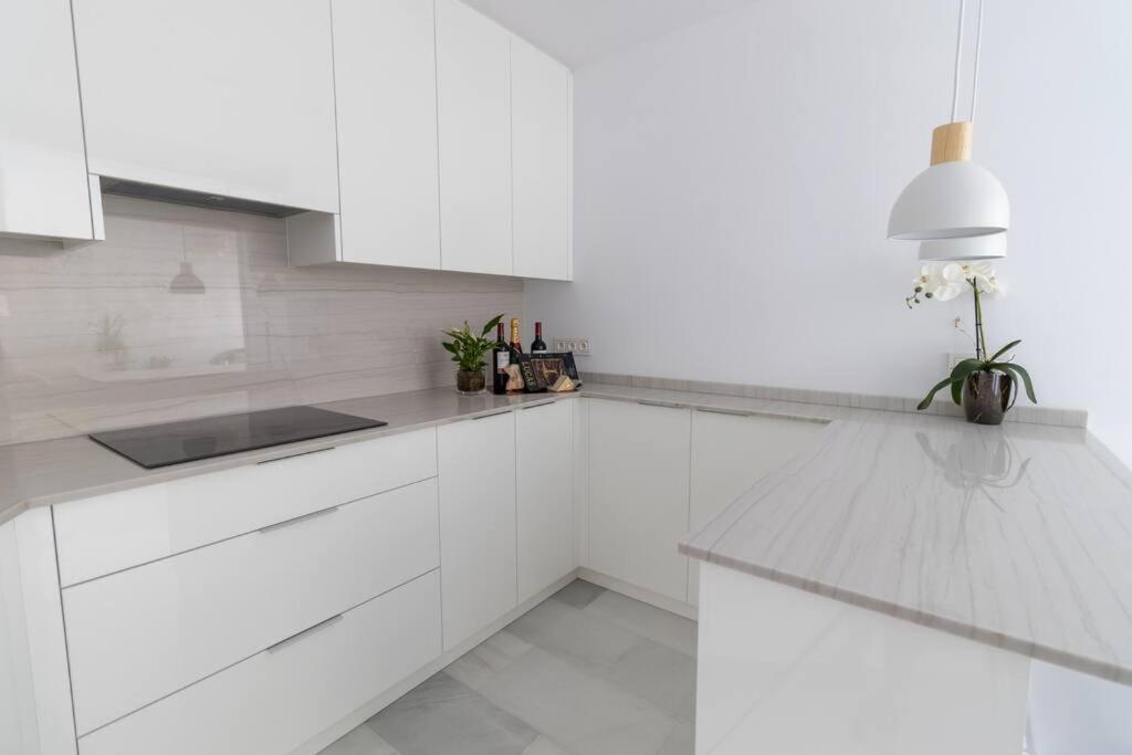 Polo Apartaments 5E Jacaranda Marbella Esterno foto